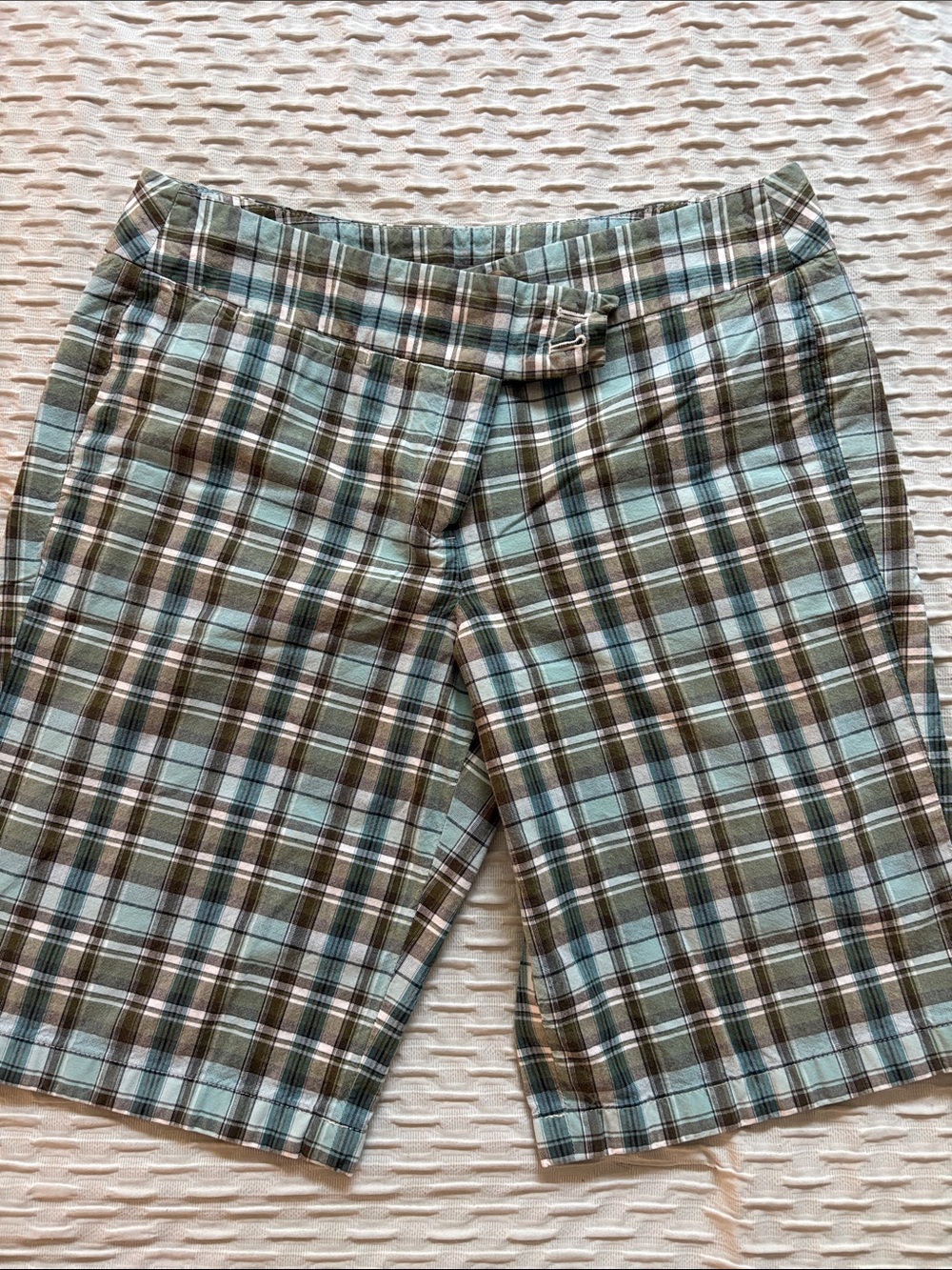 Ann Taylor Plaid Shorts - Green & Light Blue Sz 6